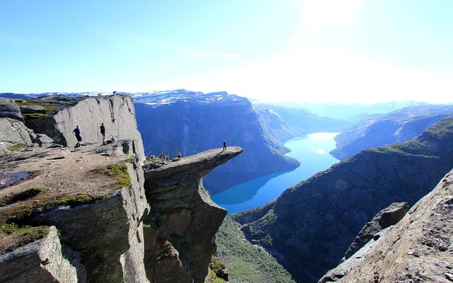 Trolltunga
